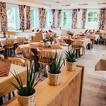 Franziskibad Bad Haering