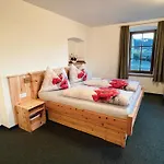 Franziskibad Hotel *